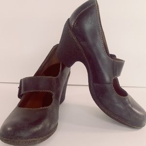 Black mary jane heeled women strap